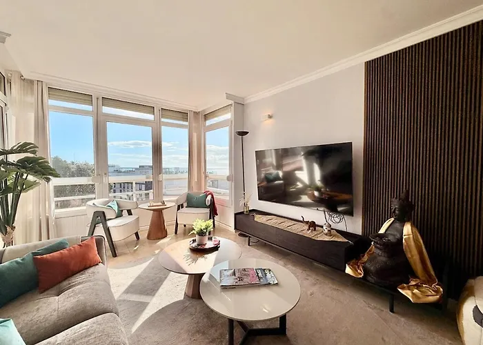 Apartment Port Ii Seaviews - Eaw Homes *
